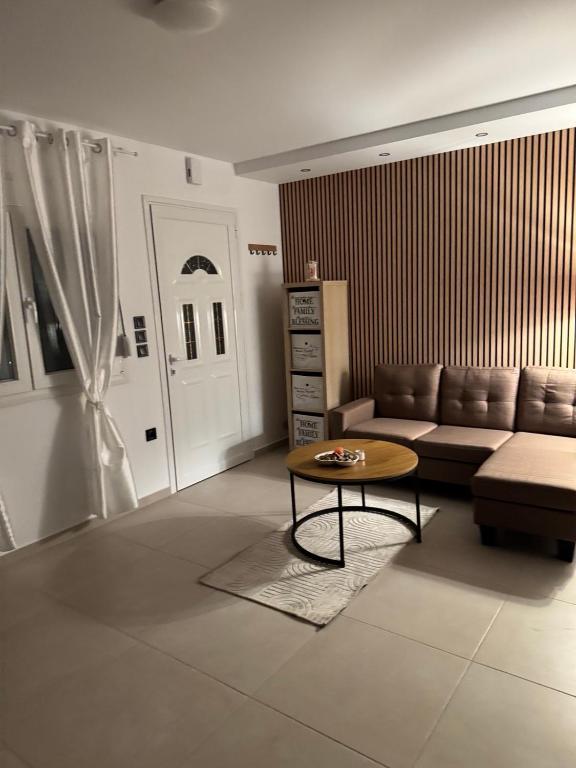 BBQ and outdoor dining at Andrijana Luxury Houses